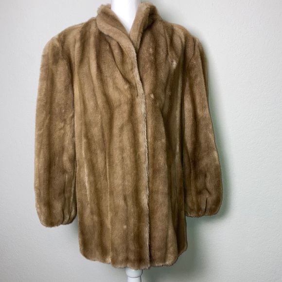 Vintage Faux Fur Coat Brown with Pockets - Picture 2 of 8